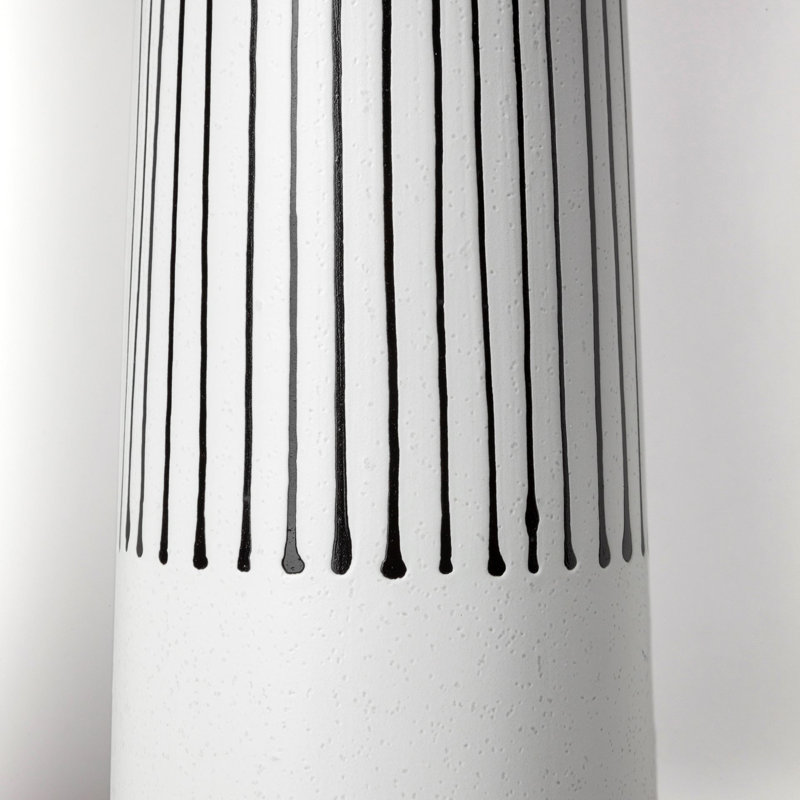Vase de plancher en céramique Kamini, H 17,8 po x l 5,1 po x P 5,1 po