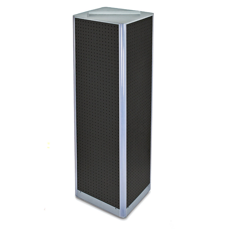 Présentoir de plancher à quatre côtés en panneau perforé sur base pivotante. Support à roulettes. Taille du panneau: l 16 po x H 60 po