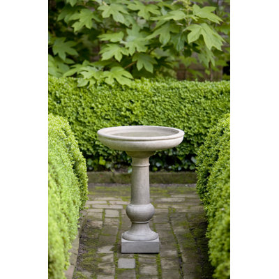 Williamsburg Tea Table Birdbath