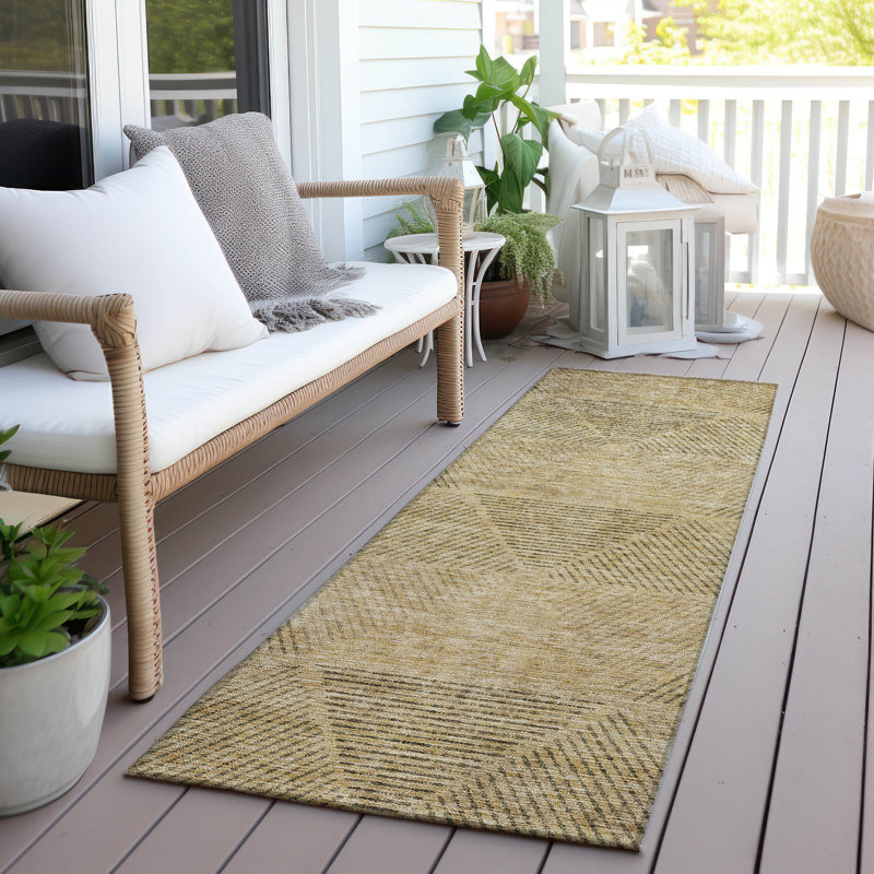 Malchow Washable Geometric Indoor / Outdoor Rug, Runner 2'3" x 7'6"