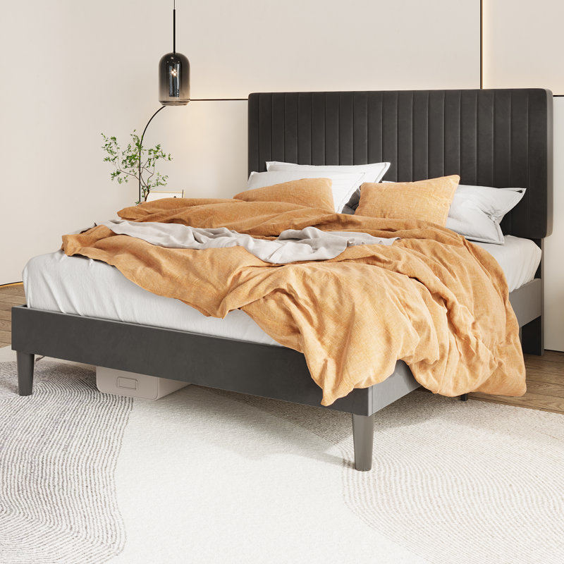 Lit plateforme tapissier en velours avec tête de lit capitonnée verticale ajustable, Double, Black