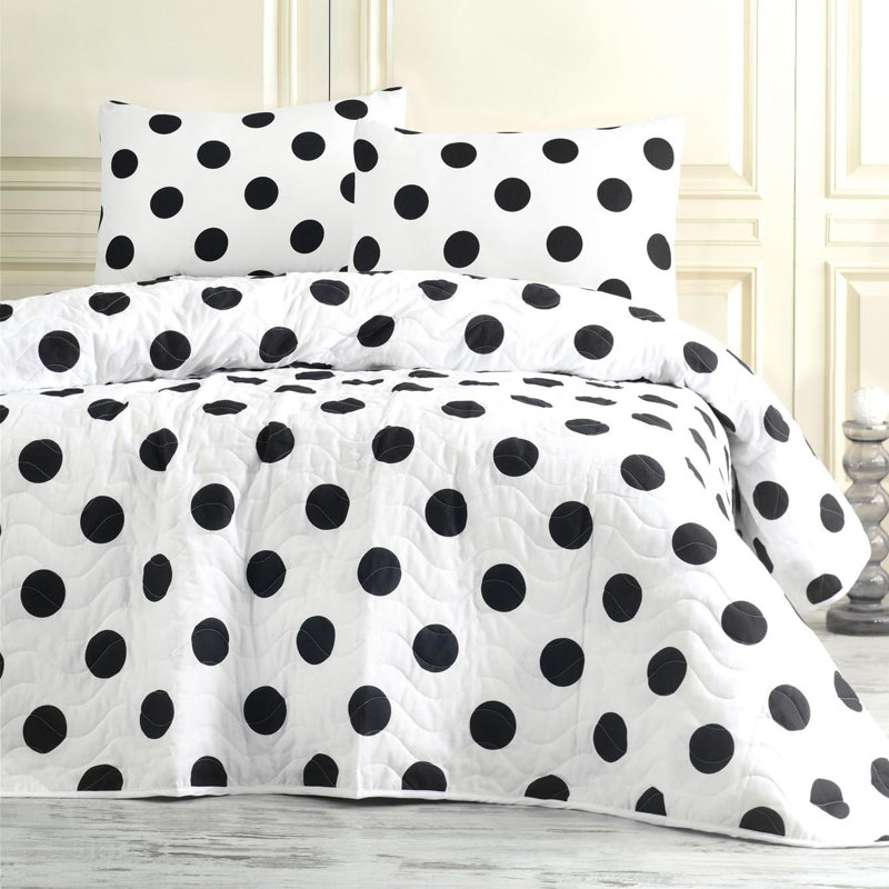 Quilt Set with Pillowcases, All-Season Lightweight, Digitally Printed Design, 65% Cotton – Soft, Durable, Machine Washable