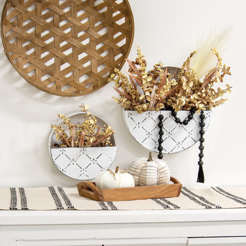 Wall Decor on Metal