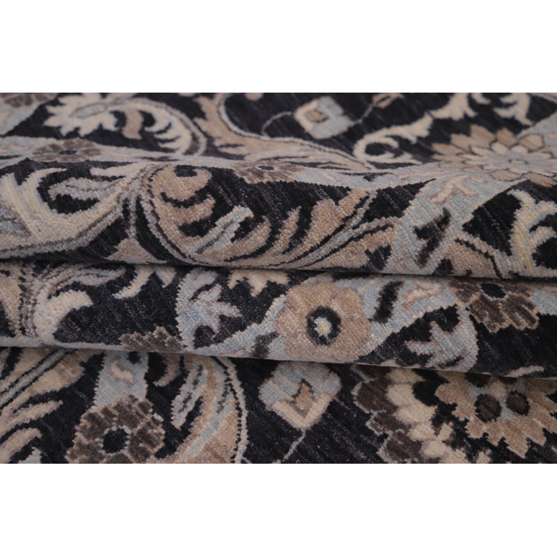 Tapis gris foncé noué à la main de haute qualité