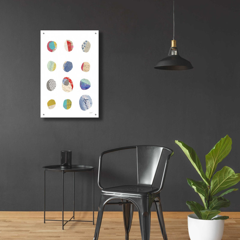 «Geometric Collage II on White» par Courtney Prahl, art mural en verre acrylique, H 36 po x l 24 po x P 0,2 po