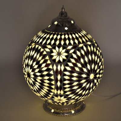 Chavarria Metal Table Lamp