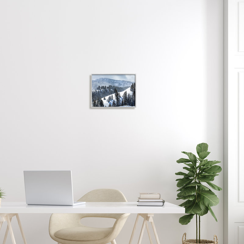 Art texturé giclée sur un sapin éparpillé sur une montagne tranquille, H 11 po x l 14 po x P 1,5 po