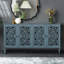 Armoire rétro avec sculptures florales