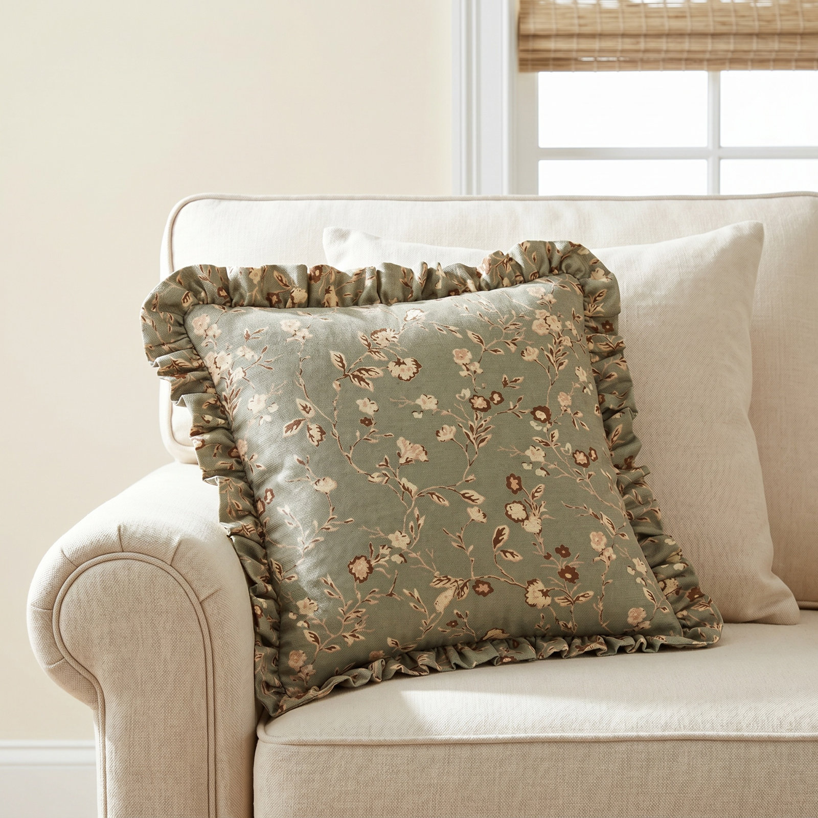 Winding Ivy Moss Throw Pillow, Square 20", Polyester