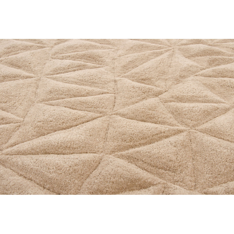 Tapis beige Cilurzo, Rectangle 5 pi 3 po x 7 pi 7 po