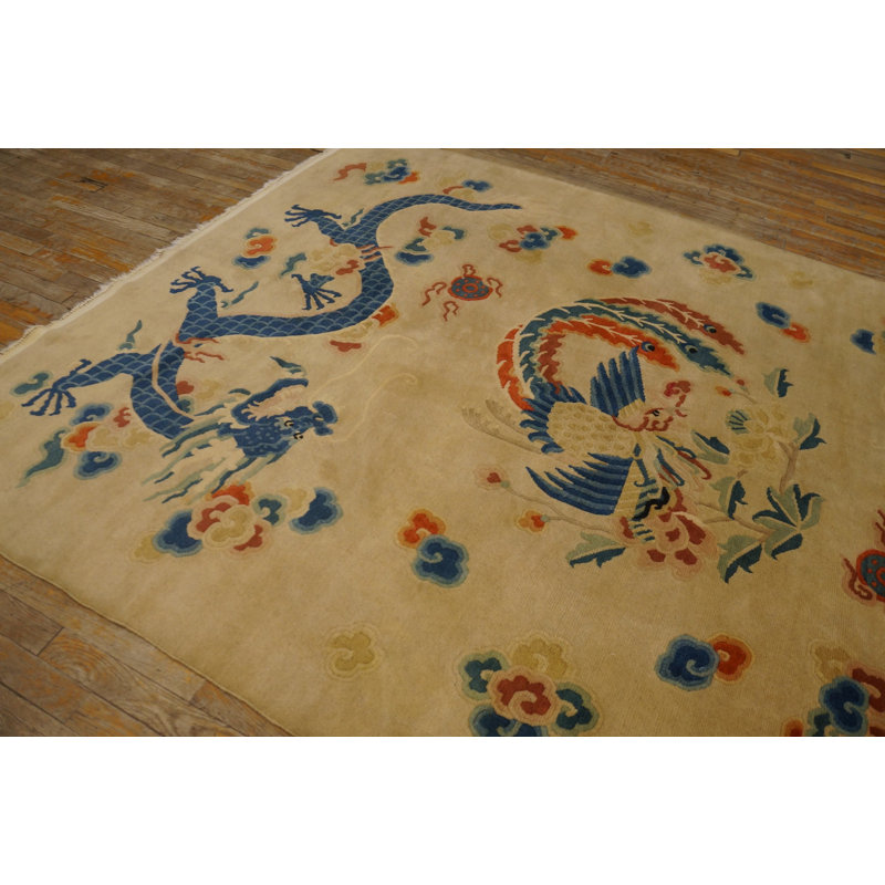 Hand Knotted Wool Floral Area Rug