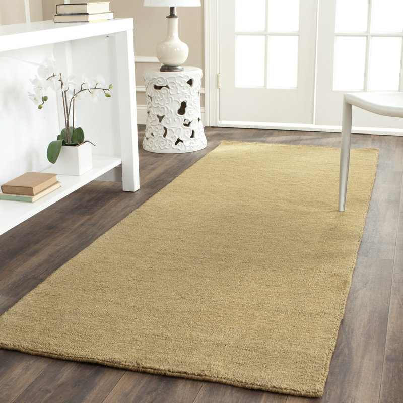 Moreau Hand Loomed Wool/Cotton Solid Color Rug in Green, Runner 2'3" x 8'