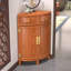 Armoire de coin en bois de cerisier