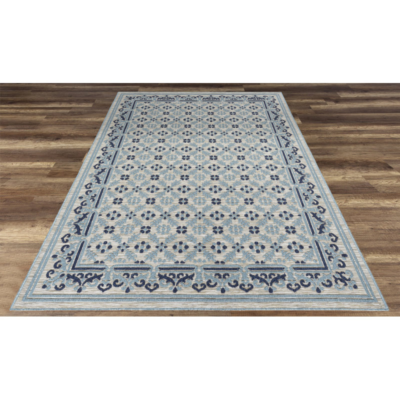Tapis d'intérieur / extérieur Varner, Rectangle 7 pi 10 po x 10 pi 2 po