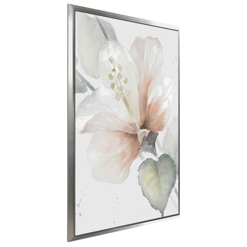 «Neutral Hibiscus II» par Lanie Loreth, reproduction sur toile, H 51,5 po x l 31,5 po x P 2 po, Cadre flottant argent