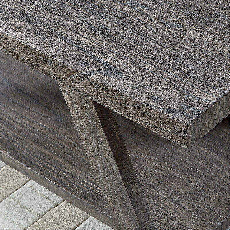 Table d'appoint contemporaine en bois gris - conception, plateau en placage de bois franc et fabrication moderne de tablettes supplémentaires