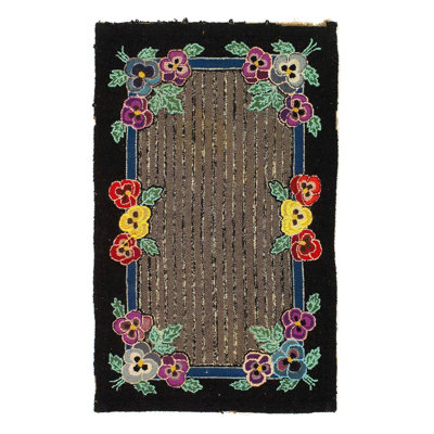 Antique American hooked rug 2'7''x 4'2''