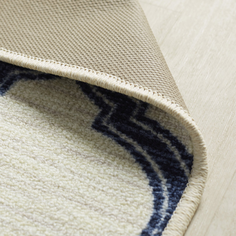 Tapis bleu marine / crème crocheté à motif géométrique Burnadine, Rectangle 5 pi x 8 pi
