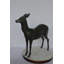 Biche - statue de bronze cerf vert patiné - taille: L 30 po x l 8 po x H 31 po.