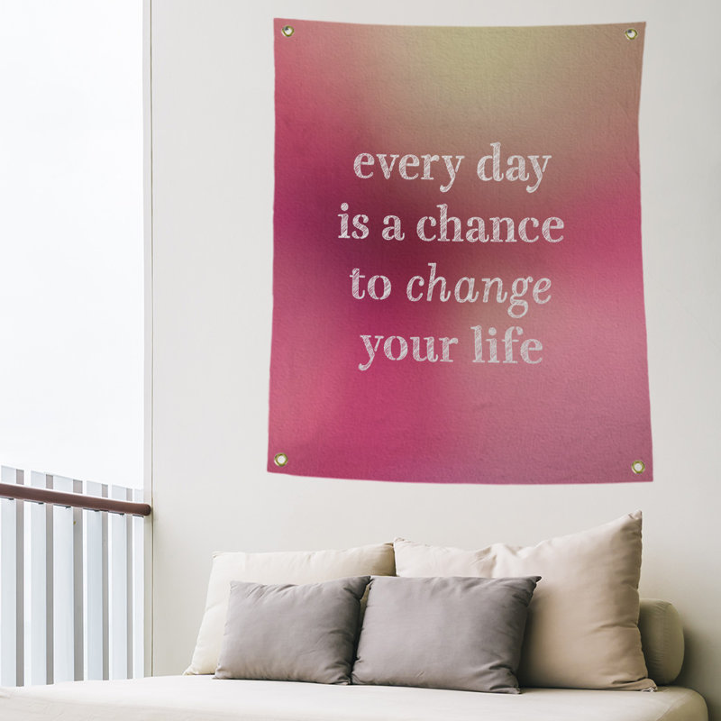 Tapisserie en polyester changer votre citation vie, H 80 po x l 59 po, Lueur rose