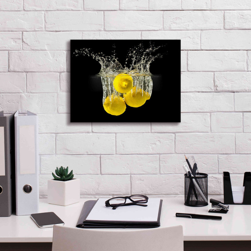 Latitude Run® «Lemon Splash» par Epic Portfolio, estampe numérique sur toile, H 12 po x l 16 po x P 0,75 po