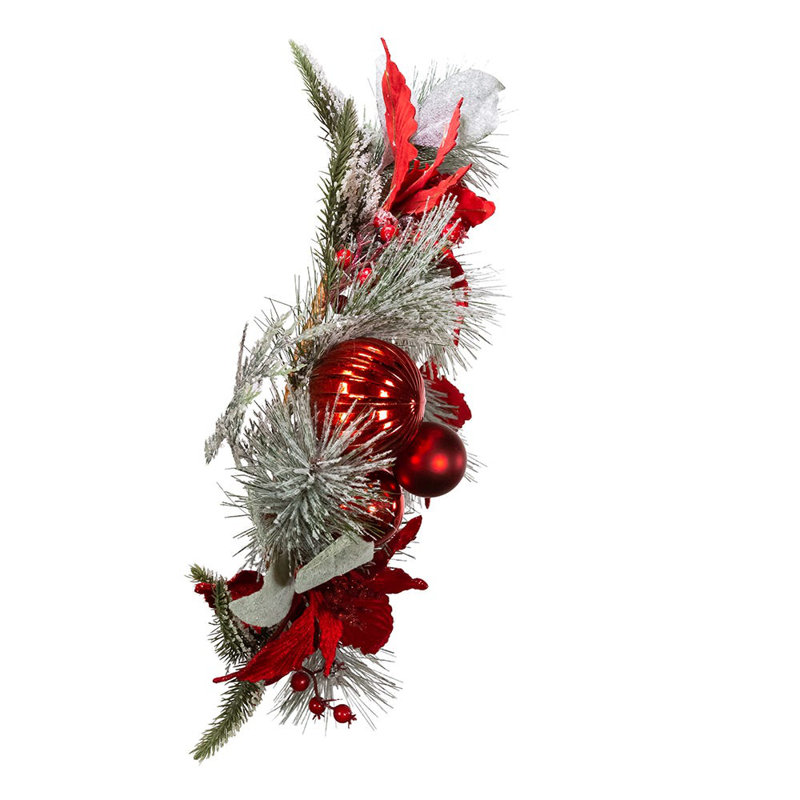 Couronne de styromousse baies et poinsettias