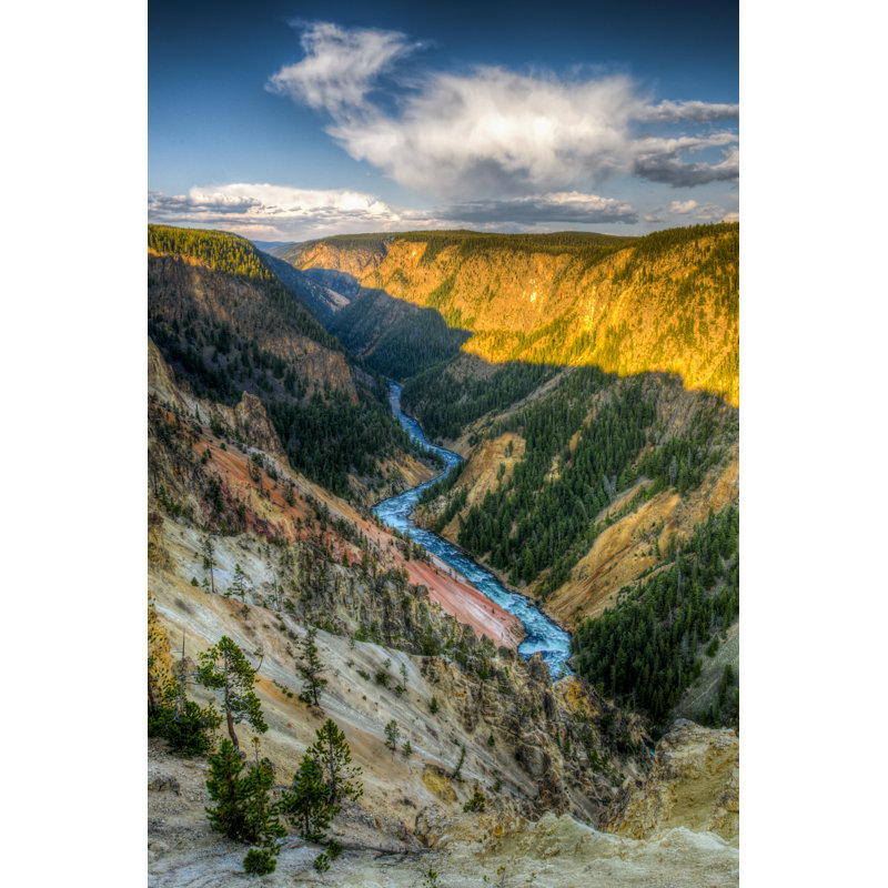 Yellowstone Canyon sur toile par Bgsmith, photographie, H 18 po x l 12 po x P 1,25 po