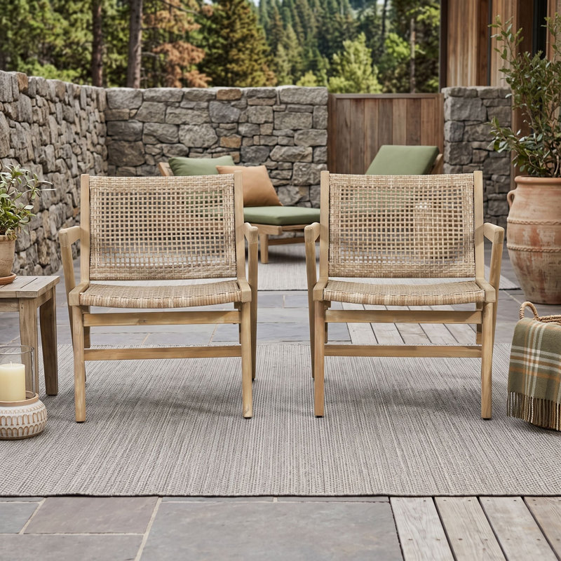 Ensemble de 2 fauteuils d'extérieur transitionnels avec cadres en bois d'acacia et accents en osier tissé