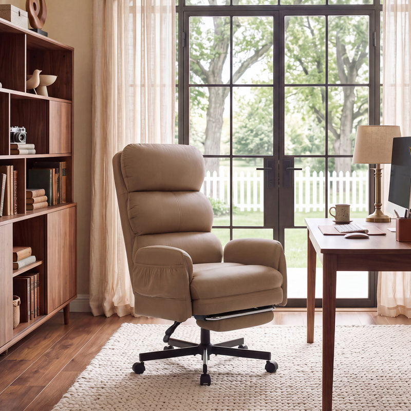 Chaise de bureau moderne rembourrée avec assise large, dossier rembourré et siège à pieds croisés, Brun