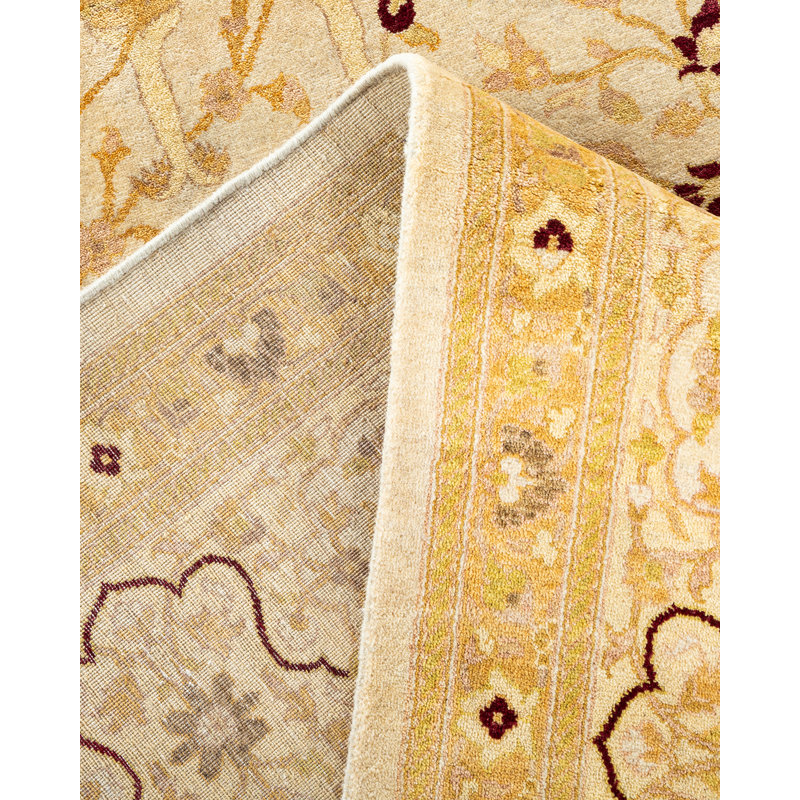 Tapis ivoire noué à la main de conception unique 8 pi 1 po x 10 pi 5 po Hisayoshi Mogul