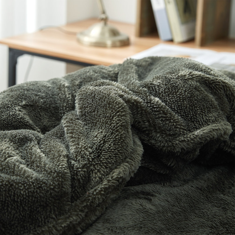 Original Plush Dark Forest Green Coma Inducer Oversized Comforter, Full / Double Comforter