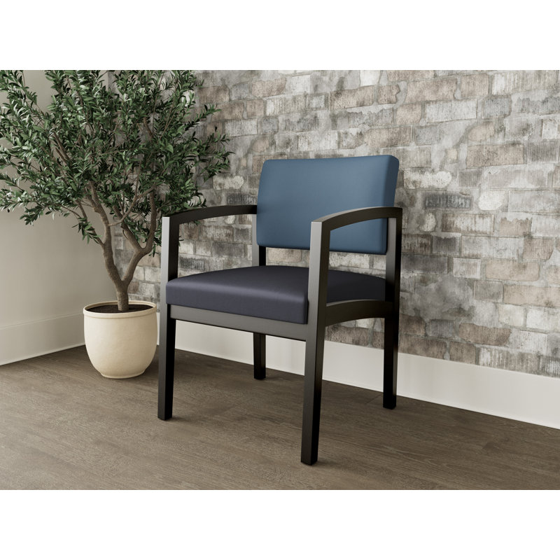 Chaise d'invité en bois Lenox, Noir, BACK: Blueprint Jet; SEAT: Patriot Plus Black