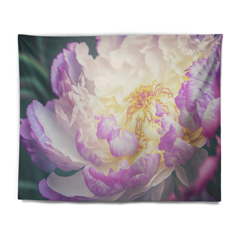 Tapisserie polyester pivoine au printemps I, H 50 po x l 60 po