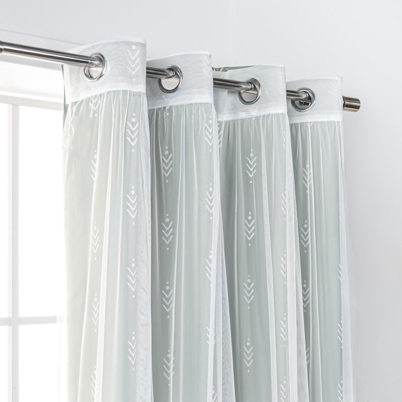 Rideau obscurcissant en polyester Kariyah, L 52 po x L 84 po, Sauge
