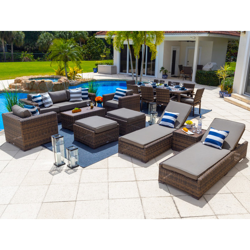 Ensemble de patio 18 pièces en rotin avec coussins Centralmont, Sunbrella toile gris anthracite, Gris