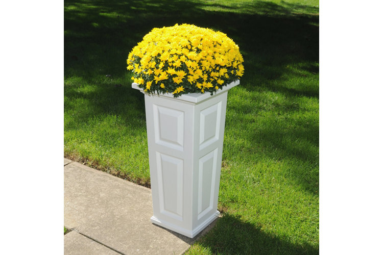 Kentshire Self Watering Plastic Pot Planter