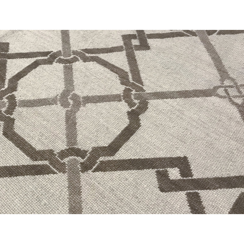 Hand-Knotted High-Quality Beige Area Rug
