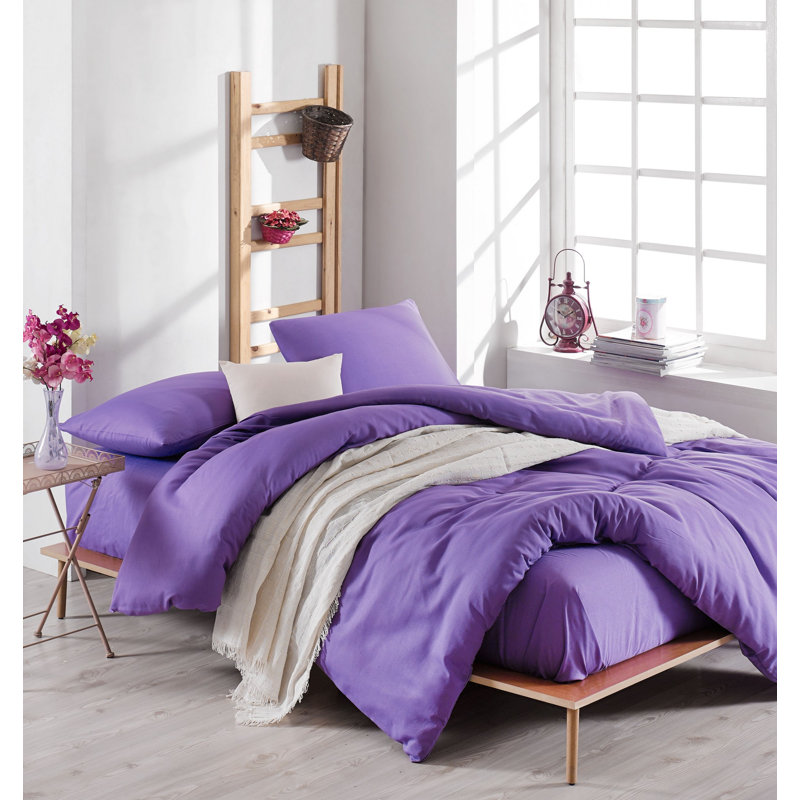 Ensemble de housse de couette double violet, 87 x 87 | 65% coton, 35% polyester, 120 fils au pouce carré | Comprend 1 taie d'oreiller (17,7 x 61) | Fermeture à boutons durable et lavable à la machine | Une literie élégante pour toute chambre à coucher