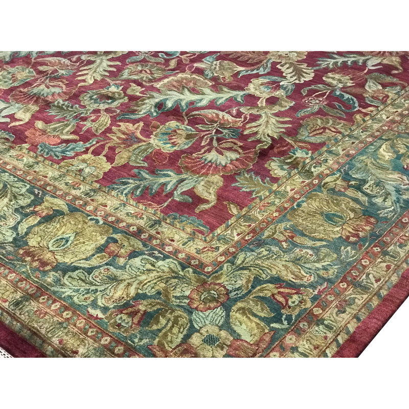 Magnolia Wool Floral Area Rug