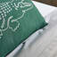 Coussin décoratif Lacoco Croc, coussin décoratif 100% coton sergé brossé, coussin décoratif décontracté moderne avec motif de crocodile emblématique, certifié OEKO-TEX, rouge, 16 po x 24 po-113372248-125022010