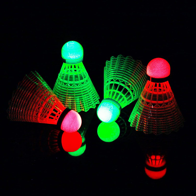 Volants de badminton à DEL, oiseaux de badminton, 4 pièces - Éclairage lumineux dans la nuit noire