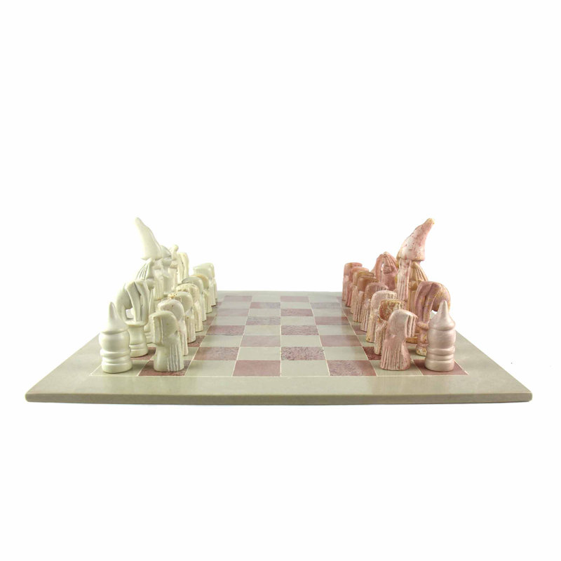 Jeu d'échec blanc fabriqué à la main