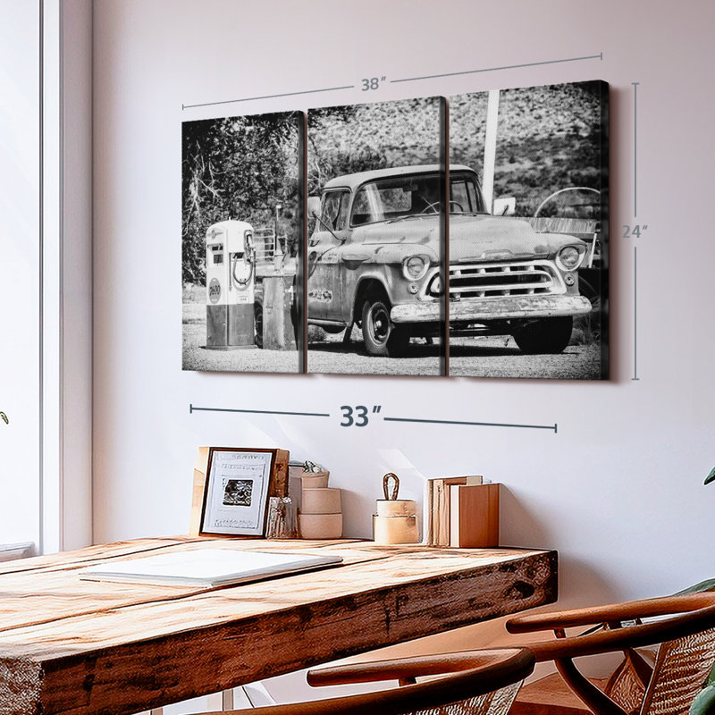 "Ancienne station-service d'essence" sur toile, H 24 po x l 38 po