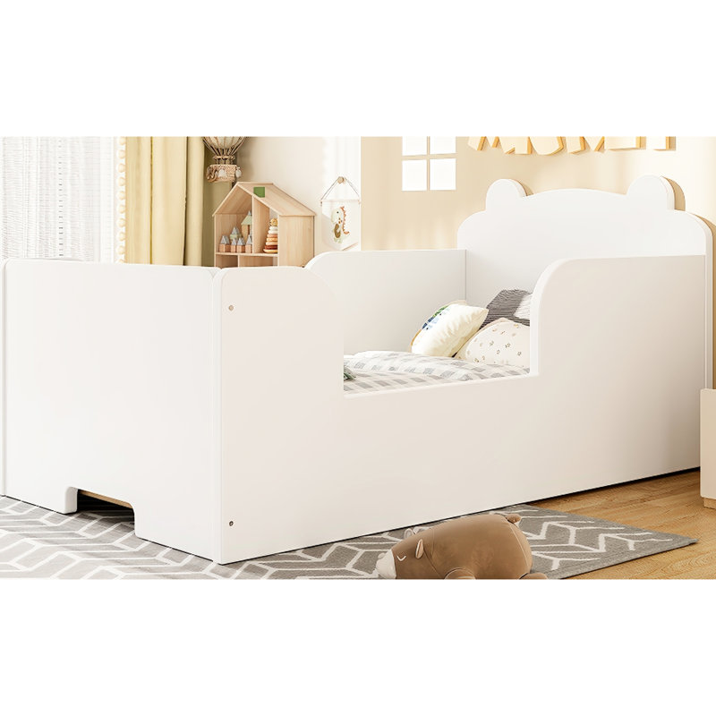 Lit en forme d'ours blanc pour 3 à 6 ans, matériau en bois de pin, liberté de conception au sol, cadre d'assemblage simple par année, pin, profil bas, promouvoir l’indépendance
