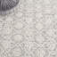 Tapis floral gris / ivoire en laine touffeté à la main Orlandis-196578452
