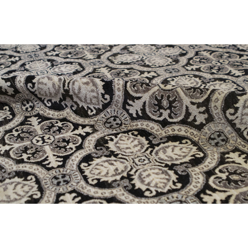 Sultanabad Wool Floral Area Rug