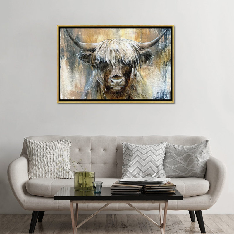 Highland Cow I, encadrée par Studio Paint-Ing, impression, H 18 po x l 26 po x P 1,5 po, Toile avec cadre flottant or