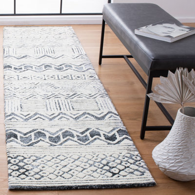 Roslyn Hand Tufted Performance Geometric Rug
