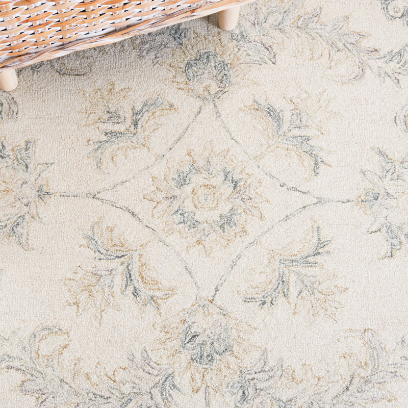 Martha Stewart Hand Tufted Wool/Cotton Floral Rug in Ivory/Sage, Round 6'