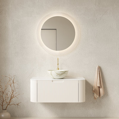 Meuble-lavabo avec lavabo Dina, armoire de rangement rayée à bords arrondis avec tiroir, cuve en céramique blanc mat en céramique et plateau en pierre frittée blanc de Carrare, pré-assemblé, couleur blanche